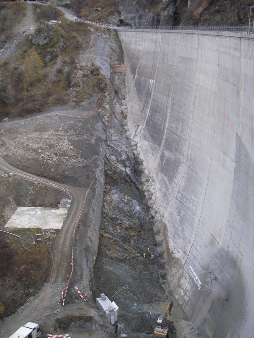 Des tourbillons pour nettoyer les barrages - EPFL